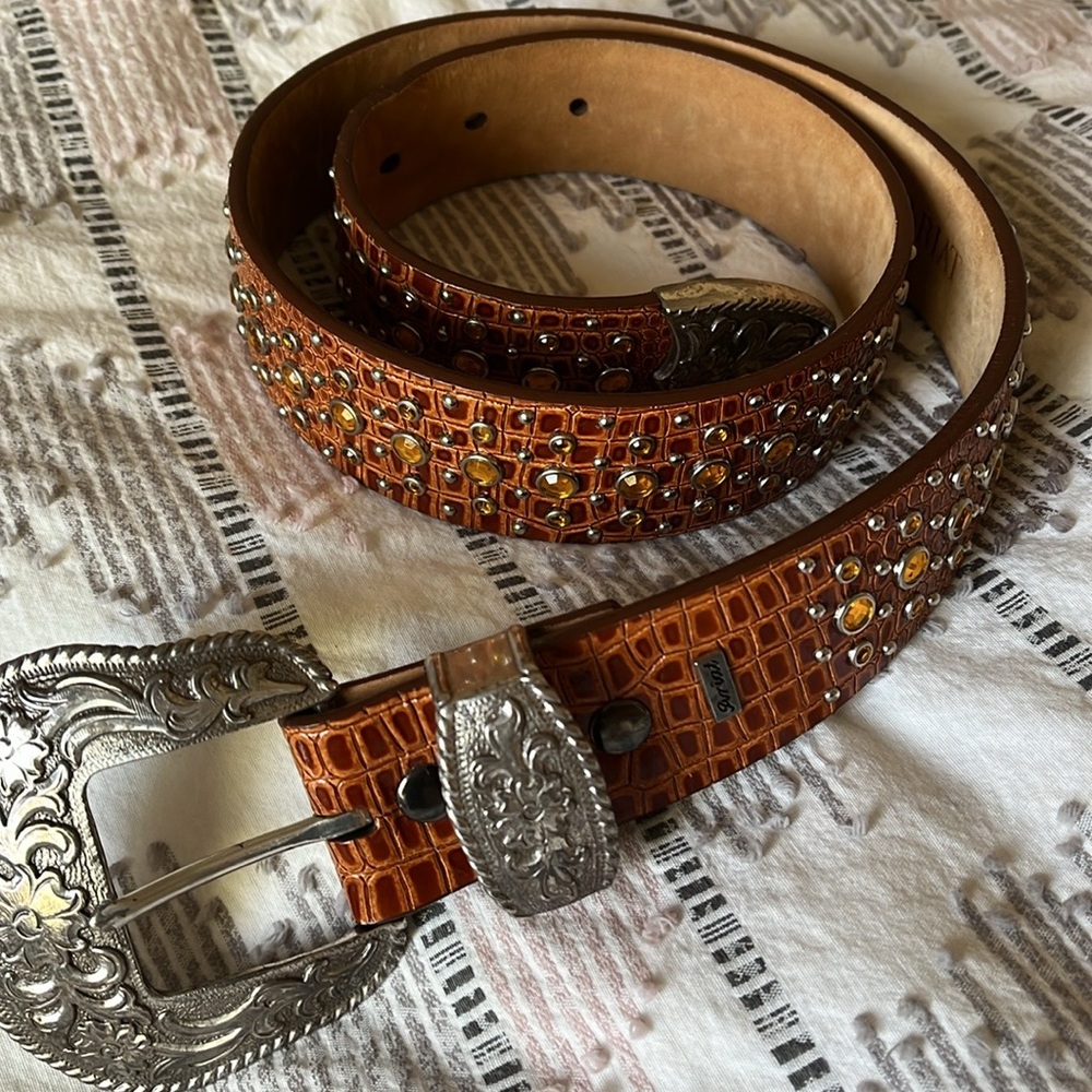 Ariat belt